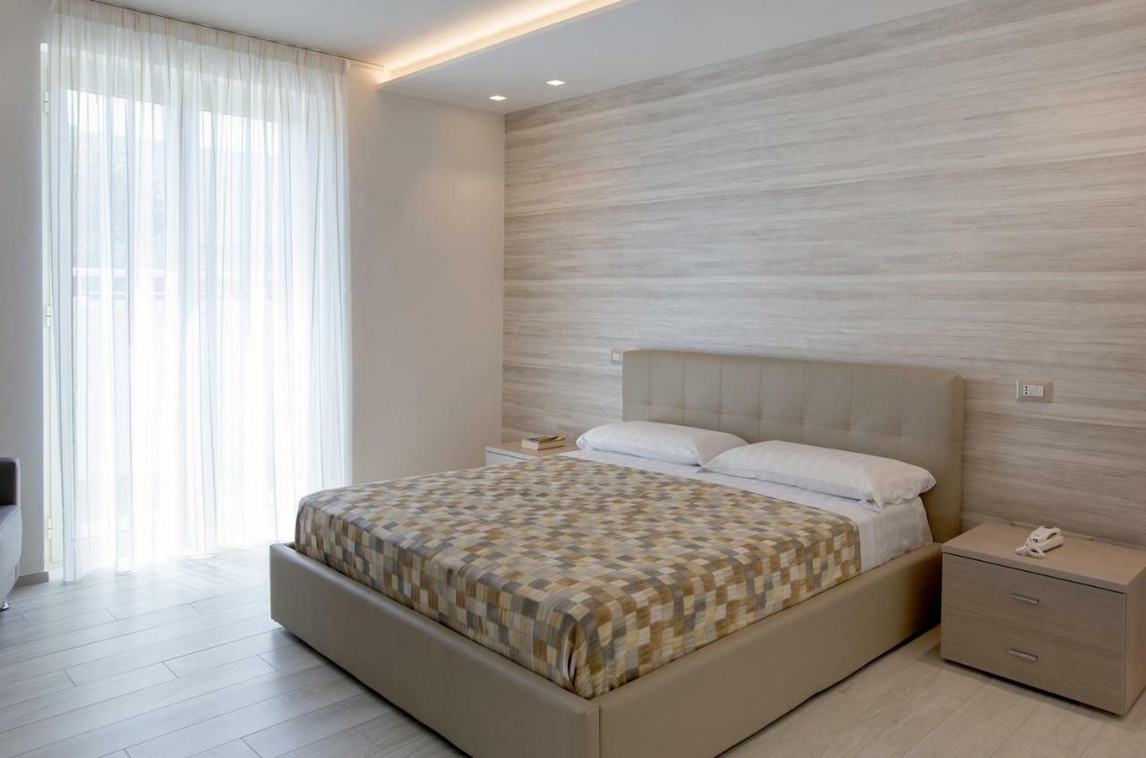 Amalfi - Positano Home & Breakfast Pontecagnano Ngoại thất bức ảnh