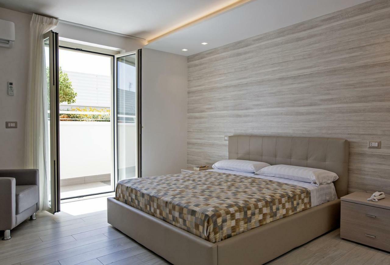 Amalfi - Positano Home & Breakfast Pontecagnano Ngoại thất bức ảnh