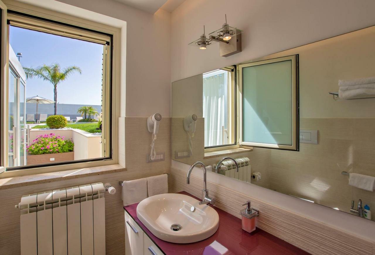 Amalfi - Positano Home & Breakfast Pontecagnano Ngoại thất bức ảnh
